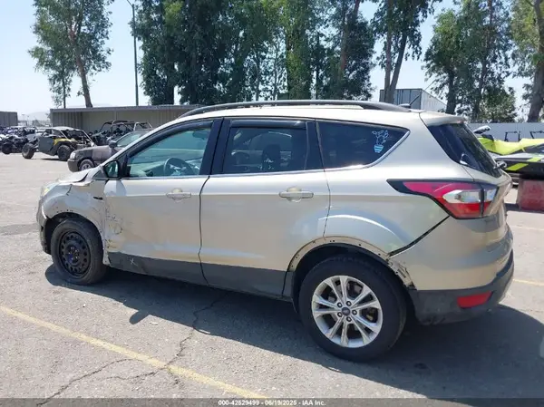 2018 FORD ESCAPE auction photo 6