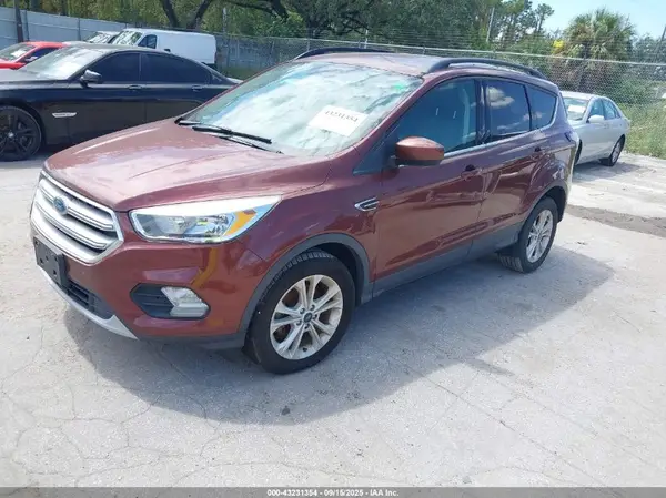 1FMCU0GD0JUC23980 2018 FORD ESCAPE - Image 2