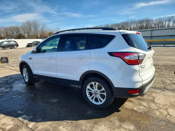 1FMCU0GD0JUC36888 2018 FORD ESCAPE - Image 2