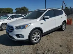 1FMCU0GD0JUC41055 2018 FORD ESCAPE