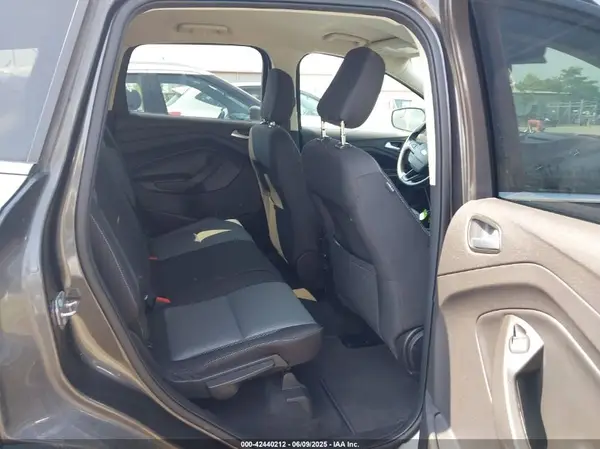 1FMCU0GD0JUC94600 2018 FORD ESCAPE - Image 8