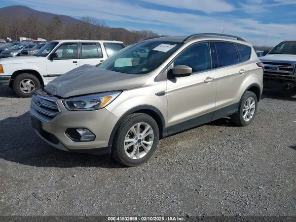 1FMCU0GD0JUD01108 2018 FORD ESCAPE - Image 2