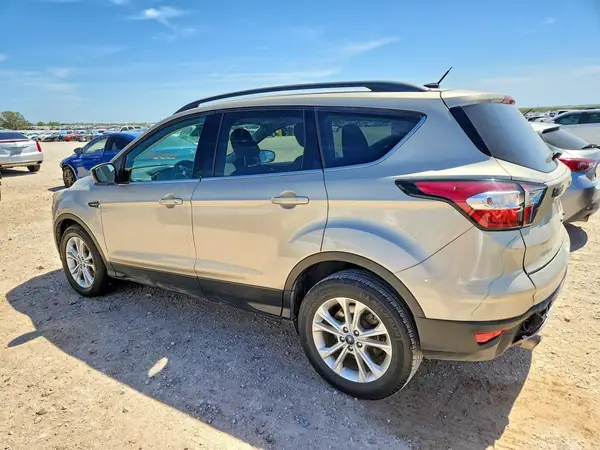 1FMCU0GD0JUD07989 2018 FORD ESCAPE - Image 2