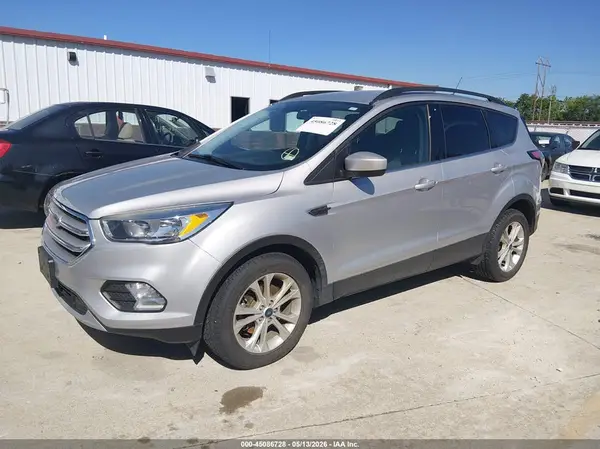 1FMCU0GD0JUD37039 2018 FORD ESCAPE - Image 2