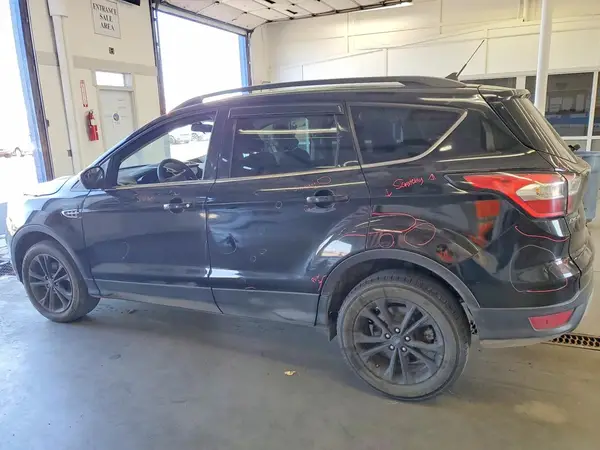 1FMCU0GD0JUD37428 2018 FORD ESCAPE - Image 2