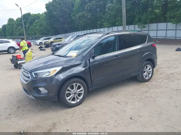 1FMCU0GD0JUD57209 2018 FORD ESCAPE - Image 2
