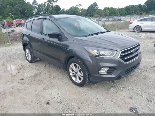 1FMCU0GD0KUA06964 2019 FORD ESCAPE - Image 1