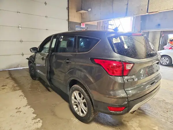 1FMCU0GD0KUA14580 2019 FORD ESCAPE - Image 2