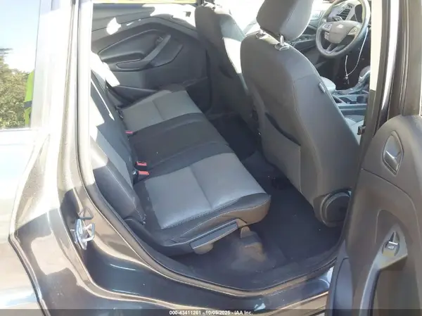 1FMCU0GD0KUA15891 2019 FORD ESCAPE - Image 8