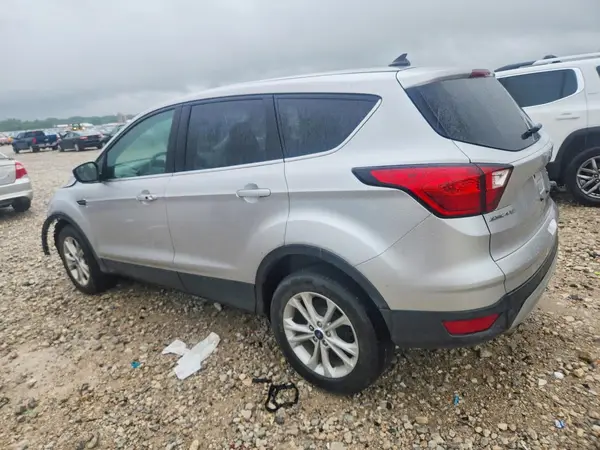 1FMCU0GD0KUA33923 2019 FORD ESCAPE - Image 2
