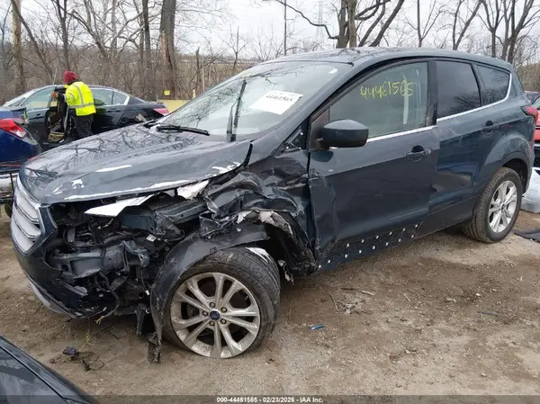 1FMCU0GD0KUA59759 2019 FORD ESCAPE - Image 2