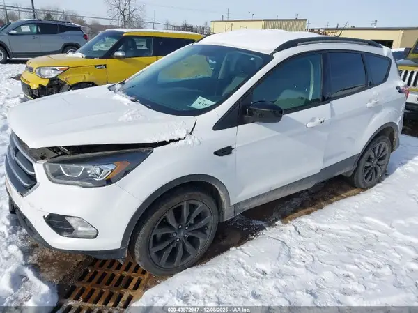 1FMCU0GD0KUA61656 2019 FORD ESCAPE - Image 2
