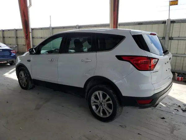 1FMCU0GD0KUA64976 2019 FORD ESCAPE - Image 2