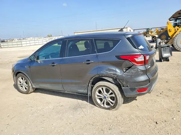 1FMCU0GD0KUA71118 2019 FORD ESCAPE - Image 2