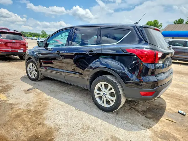 1FMCU0GD0KUB02271 2019 FORD ESCAPE - Image 2