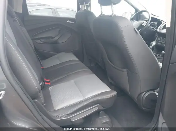 1FMCU0GD0KUB32385 2019 FORD ESCAPE - Image 8