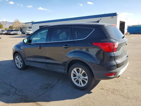 1FMCU0GD0KUB32788 2019 FORD ESCAPE - Image 2