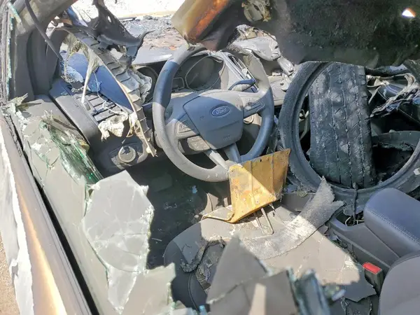 1FMCU0GD0KUB37926 2019 FORD ESCAPE - Image 8