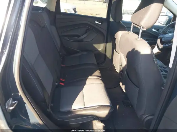 1FMCU0GD0KUB38638 2019 FORD ESCAPE - Image 8