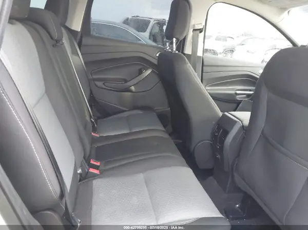 1FMCU0GD0KUB56802 2019 FORD ESCAPE - Image 8