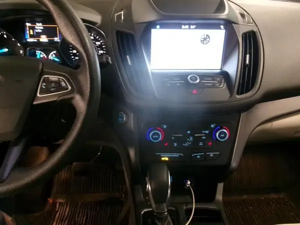 1FMCU0GD0KUB65807 2019 FORD ESCAPE - Image 1