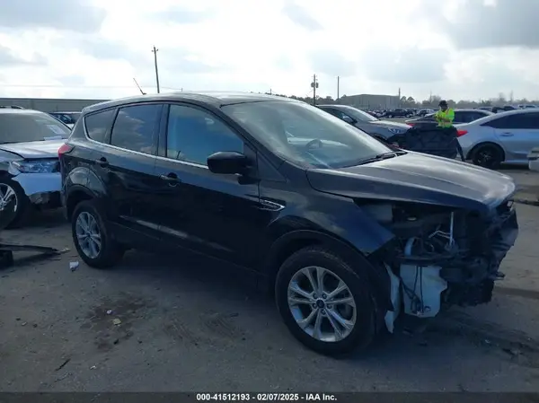 1FMCU0GD0KUB68741 2019 FORD ESCAPE - Image 1