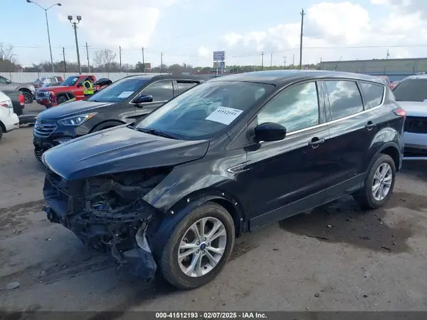 1FMCU0GD0KUB68741 2019 FORD ESCAPE - Image 2