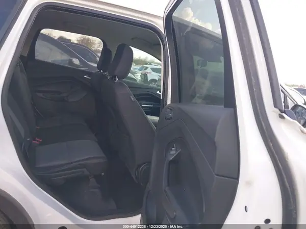1FMCU0GD0KUB77696 2019 FORD ESCAPE - Image 8