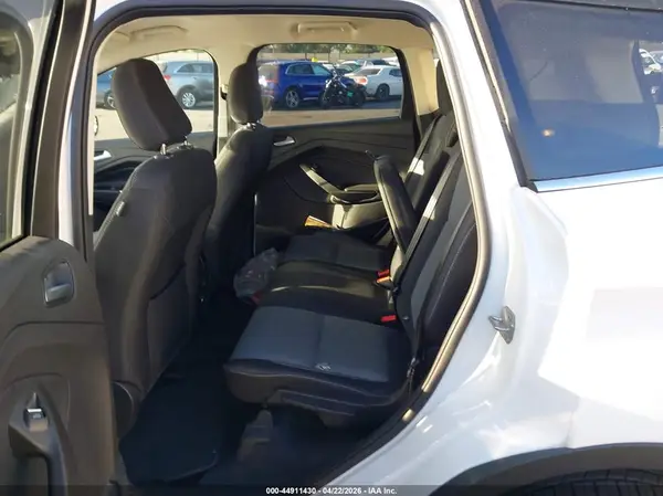 1FMCU0GD0KUB86527 2019 FORD ESCAPE - Image 8