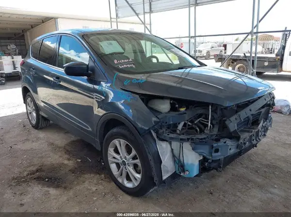 1FMCU0GD0KUB92652 2019 FORD ESCAPE - Image 1
