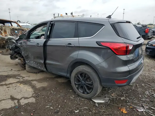 1FMCU0GD0KUC01916 2019 FORD ESCAPE - Image 2