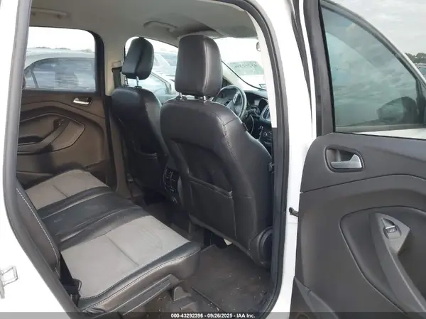 1FMCU0GD0KUC05903 2019 FORD ESCAPE - Image 8