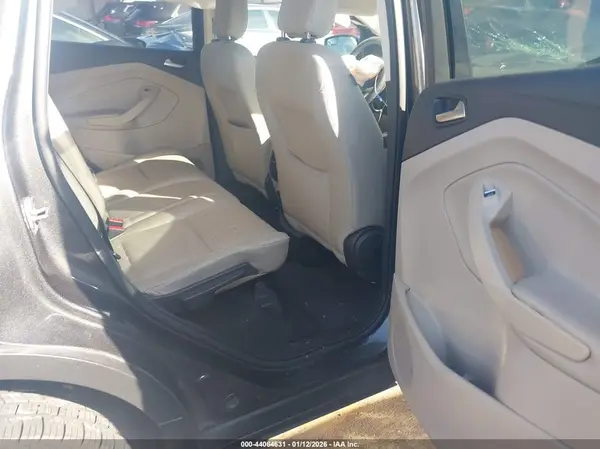 1FMCU0GD0KUC20210 2019 FORD ESCAPE - Image 8