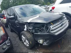 1FMCU0GD0KUC27772 2019 FORD ESCAPE