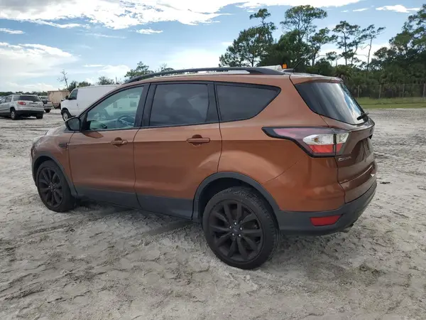 1FMCU0GD1HUA09574 2017 FORD ESCAPE - Image 2