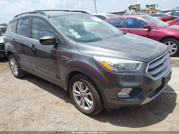 1FMCU0GD1HUA22860 2017 FORD ESCAPE - Image 1
