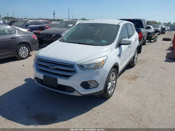 1FMCU0GD1HUA29629 2017 FORD ESCAPE - Image 2