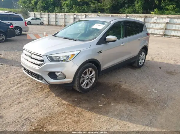 1FMCU0GD1HUA40467 2017 FORD ESCAPE - Image 2