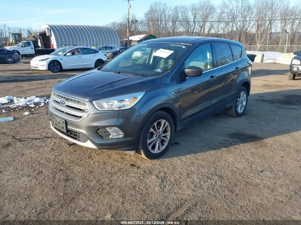 1FMCU0GD1HUA52442 2017 FORD ESCAPE - Image 2