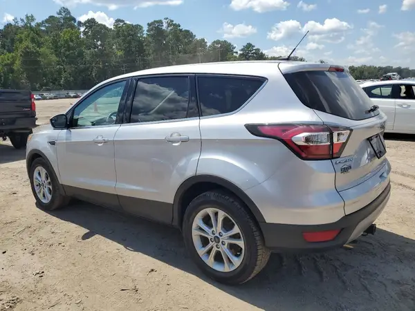 1FMCU0GD1HUA75588 2017 FORD ESCAPE - Image 2
