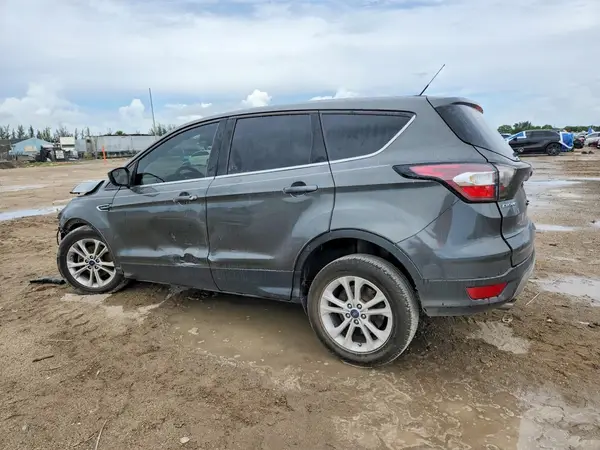 1FMCU0GD1HUA76806 2017 FORD ESCAPE - Image 2