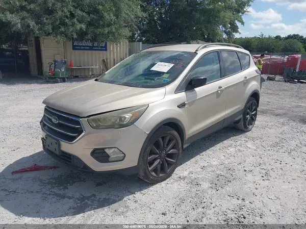 1FMCU0GD1HUA87692 2017 FORD ESCAPE - Image 2