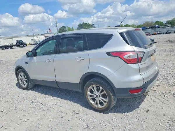 1FMCU0GD1HUB00957 2017 FORD ESCAPE - Image 2