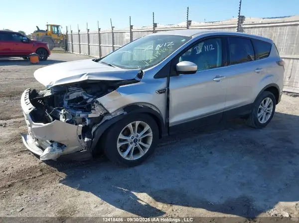 1FMCU0GD1HUB11456 2017 FORD ESCAPE - Image 2