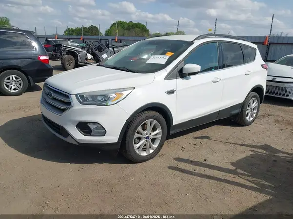 1FMCU0GD1HUB19590 2017 FORD ESCAPE - Image 2