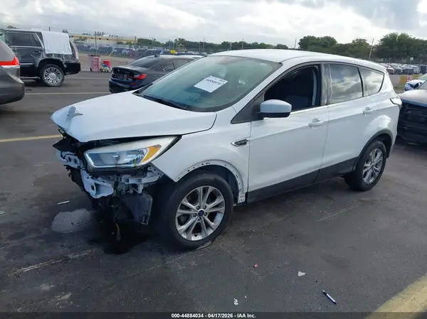 1FMCU0GD1HUB36504 2017 FORD ESCAPE - Image 2
