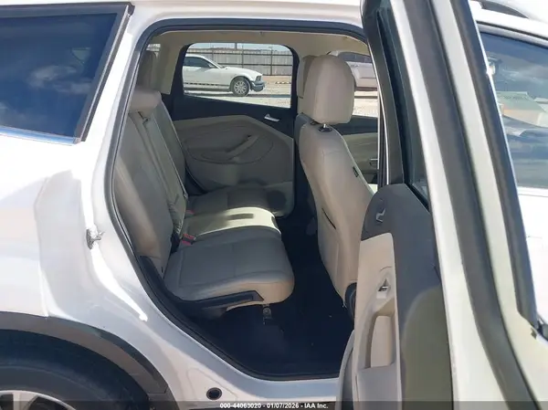 1FMCU0GD1HUB42688 2017 FORD ESCAPE - Image 8