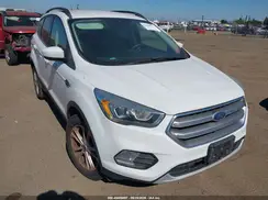 1FMCU0GD1HUB45929 2017 FORD ESCAPE