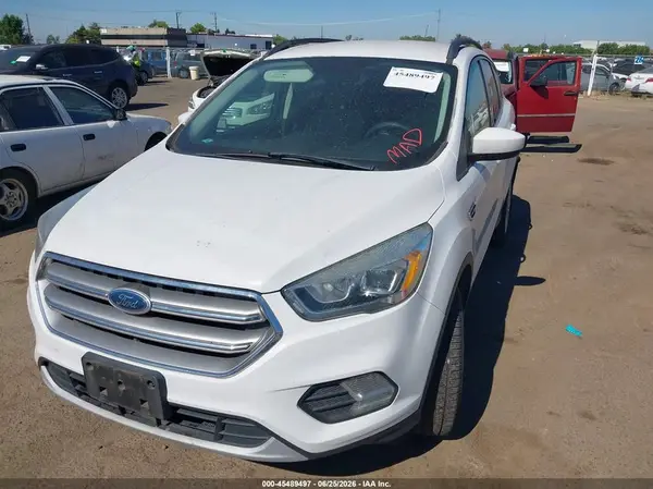 1FMCU0GD1HUB45929 2017 FORD ESCAPE - Image 2