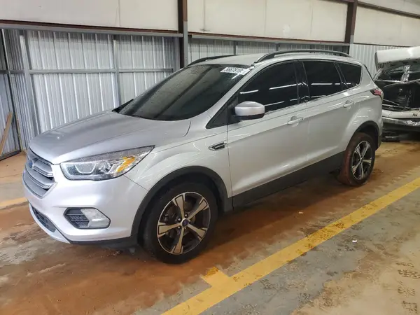 1FMCU0GD1HUB74010 2017 FORD ESCAPE - Image 1